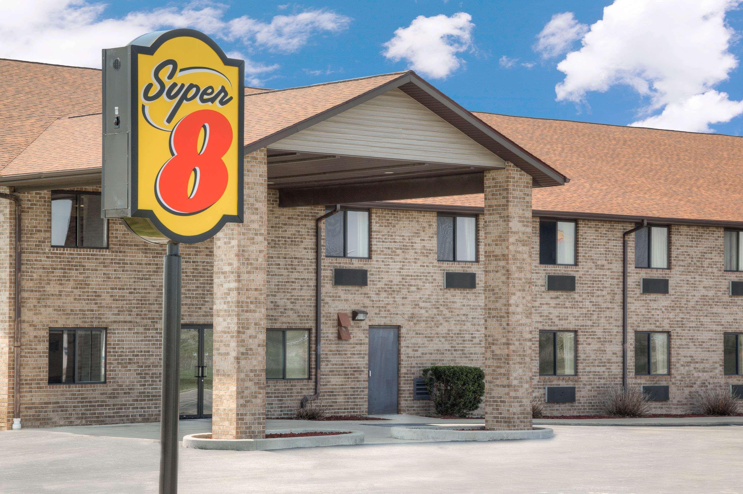 Super 8 By Wyndham Gas City Marion Area Extérieur photo