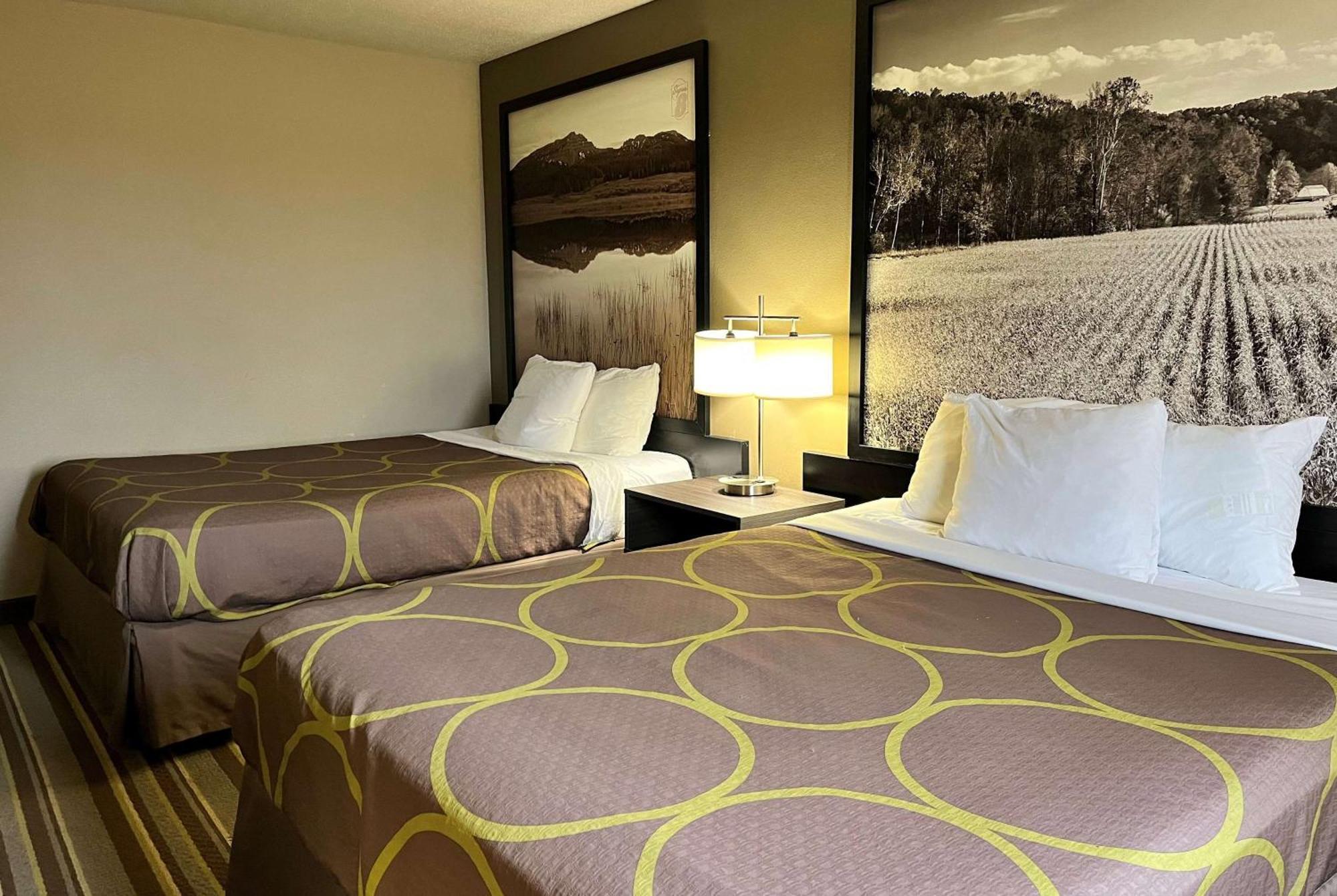 Super 8 By Wyndham Gas City Marion Area Extérieur photo
